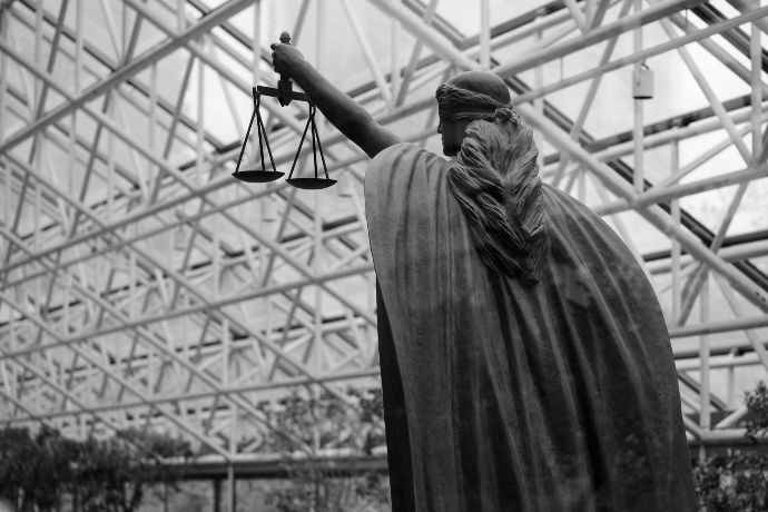 Margaux Pagès startup legal support